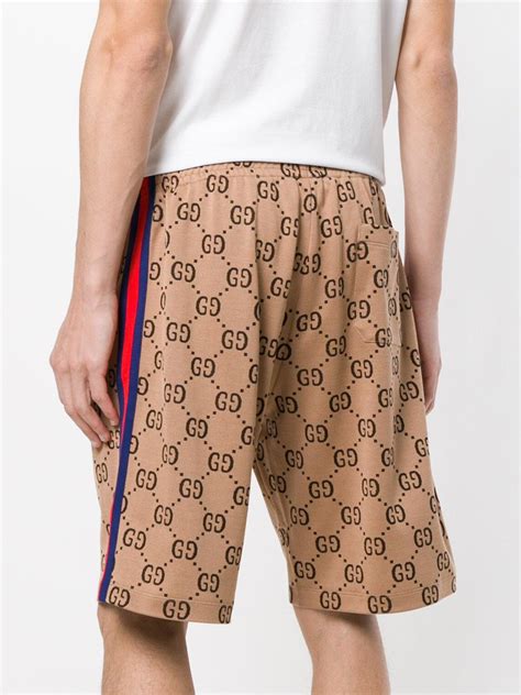 men's gucci shorts set.